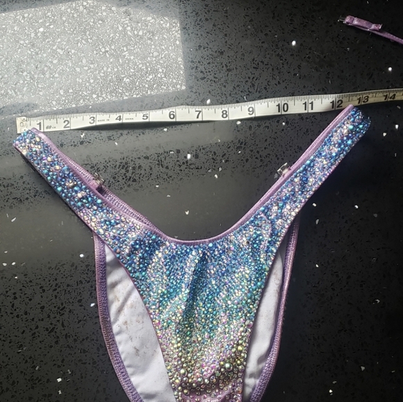 Bodybuilding Figure Suit - Picture 6 of 9